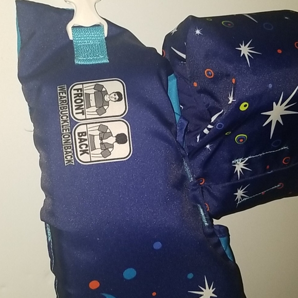 SPEEDO brand, childs flotation device - Picture 3 of 4